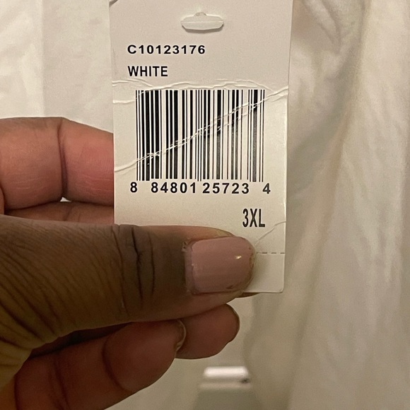 CAVI Shirt with Faux Leather Stripes in Shoulders Size 3XL*Available 9/5* - Picture 9 of 12